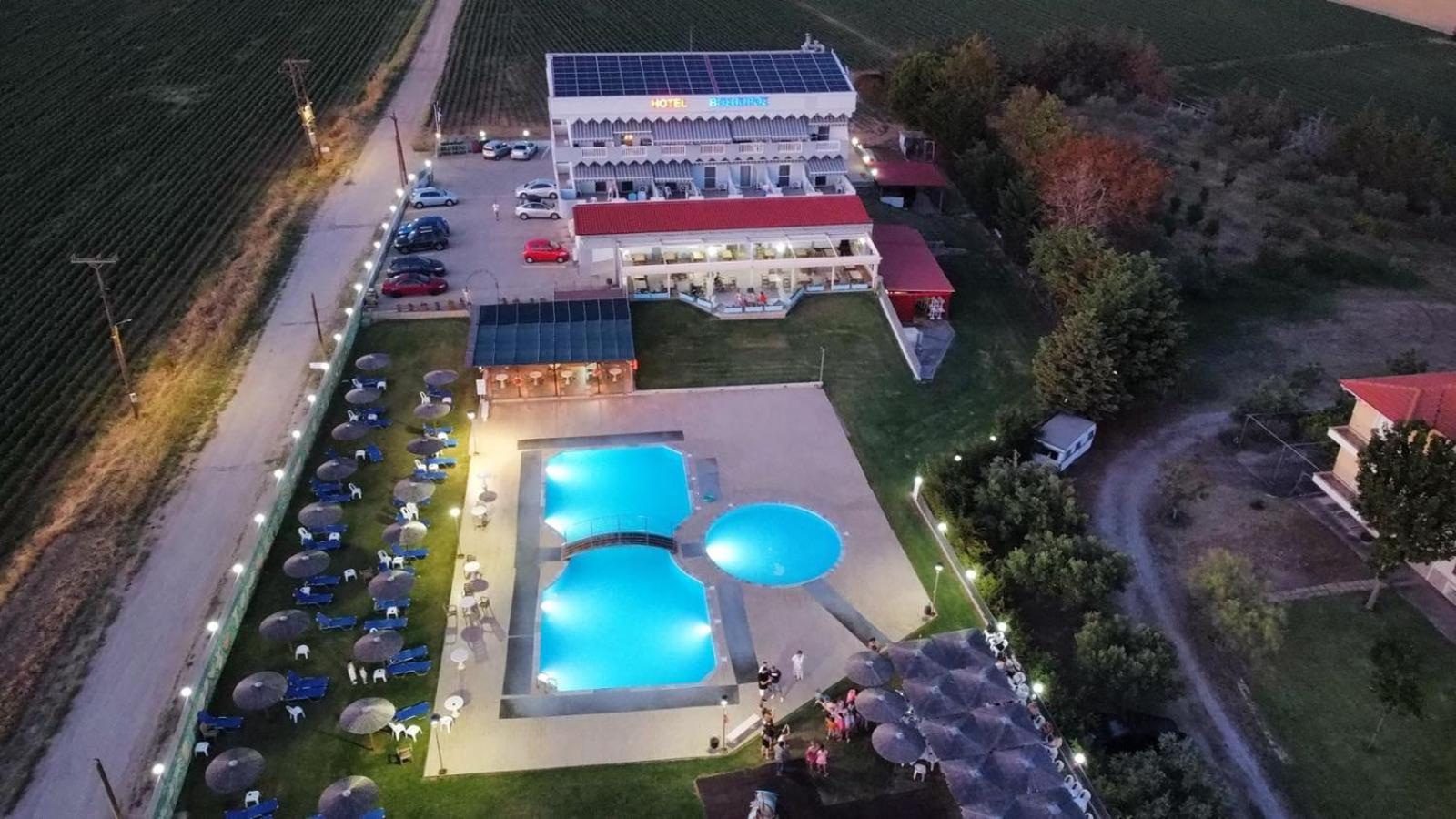 Vosporos Hotel Komotini Bagian luar foto